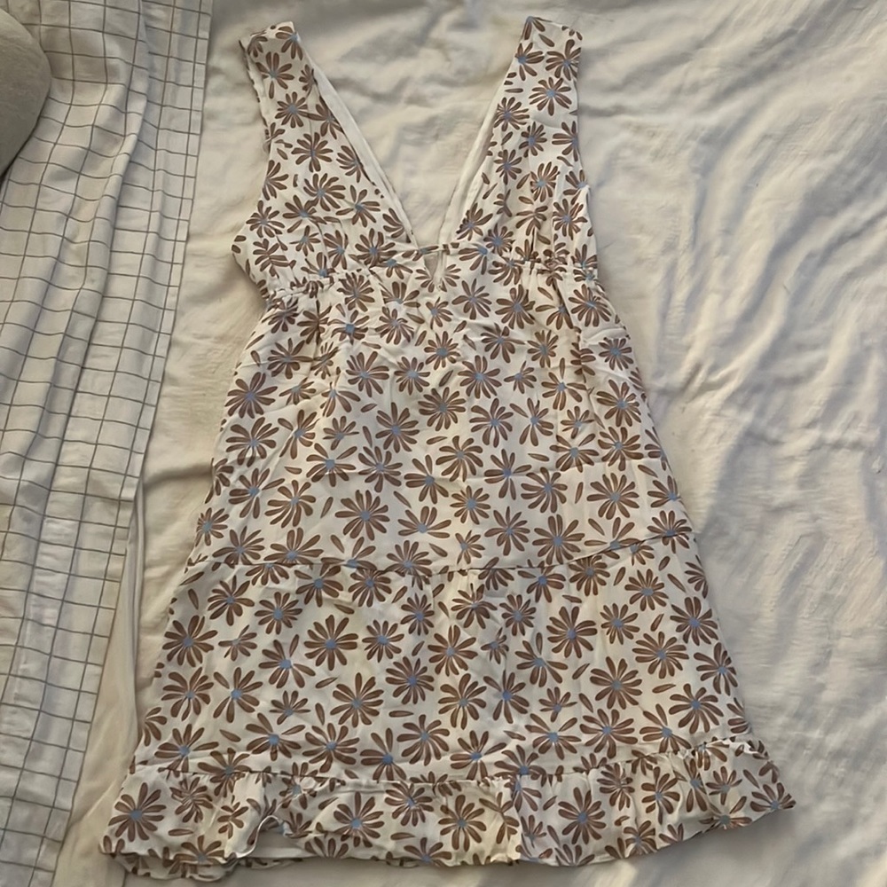 Summer dress! Deep V mini dress with tan and light blue floral pattern